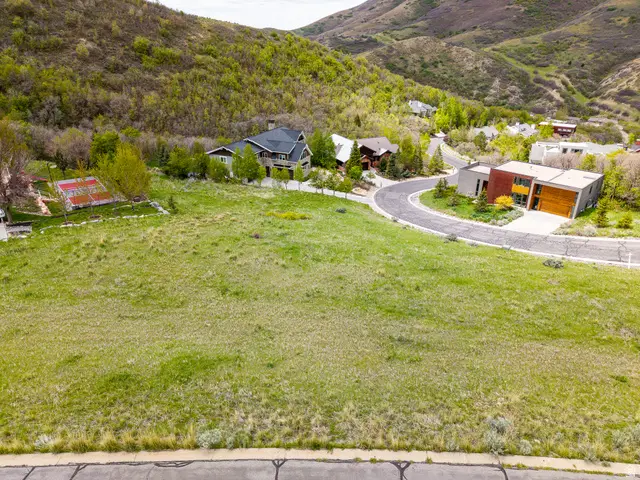 326 S Maryfield Dr #404, Salt Lake City, UT 84108 - #2
