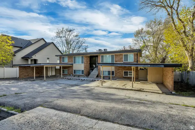 2022 E 4500 S, Holladay, UT 84117 - #2
