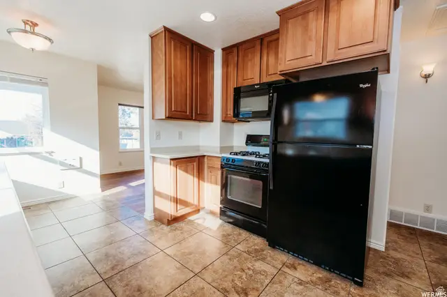 2928 Fowler Ave, Ogden, UT 84403 - #3