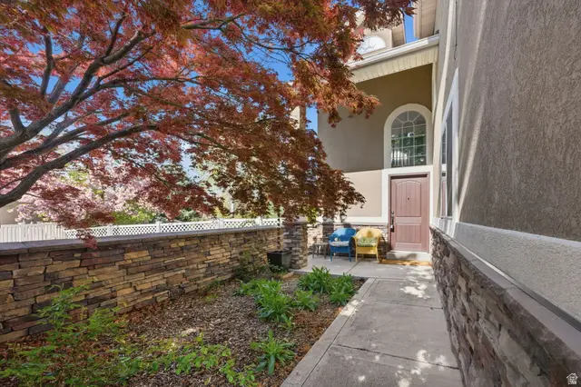 7910 S Pear Tree Cir E, Sandy, UT 84094 - #2