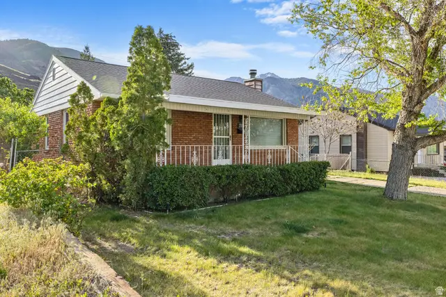 718 S Robins Ave, Ogden, UT 84404 - #2