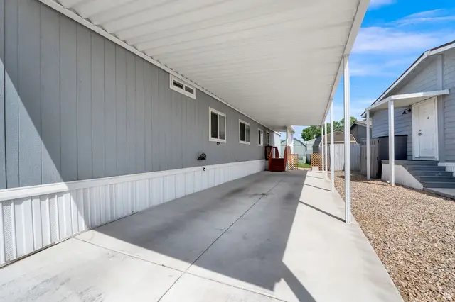 1132 Sierra Dawn St, West Valley City, UT 84119 - #3