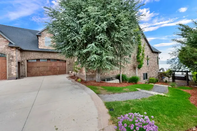 192 E Lakeside Ct, Saratoga Springs, UT 84045 - #2