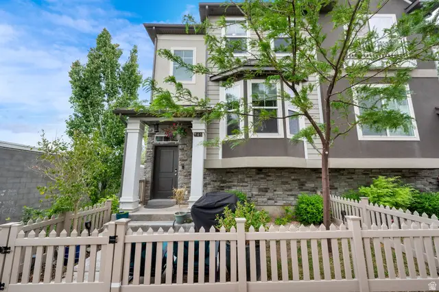 1414 S 800 W #D 4-5, Woods Cross, UT 84087 - #1
