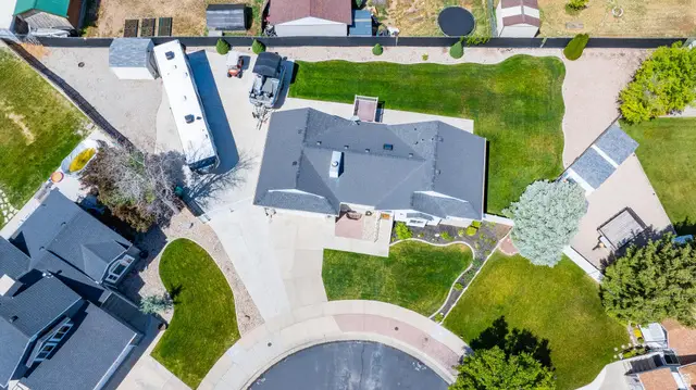 8328 S Plum Creek Cir W, West Jordan, UT 84088 - #2
