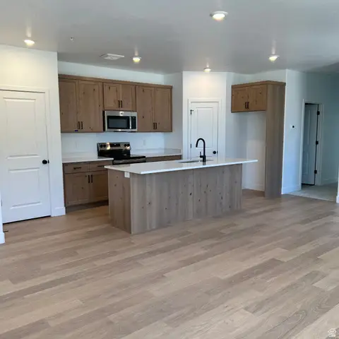 837 S 200 E #5-201, Spanish Fork, UT 84660 - #3