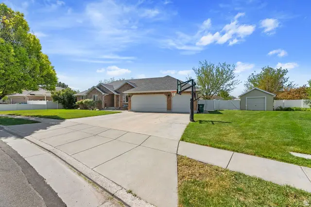 1169 W Matthews Way, Riverton, UT 84065 - #2