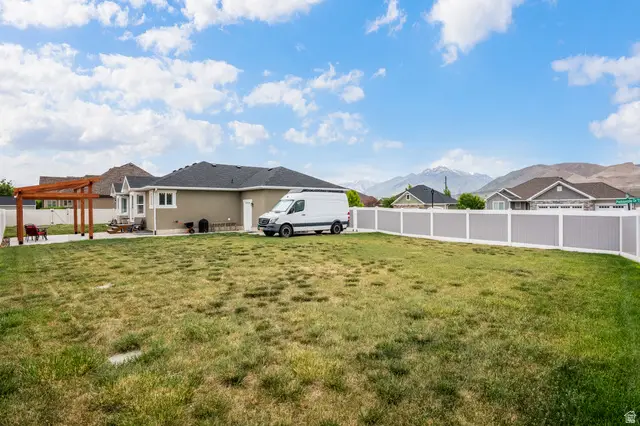 15804 S Packsaddle Dr W, Bluffdale, UT 84065 - #3