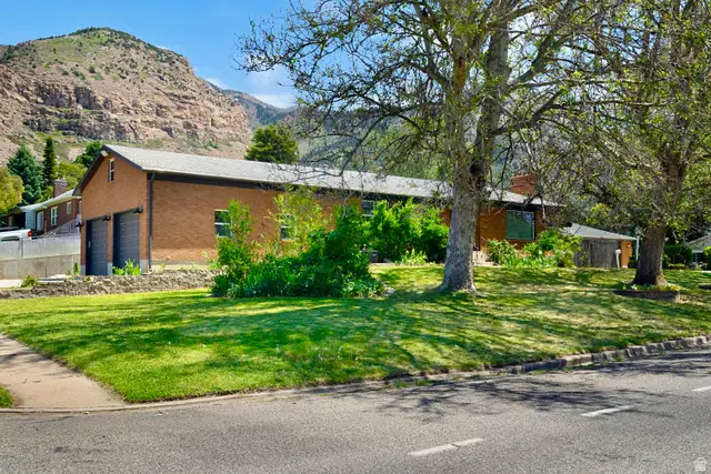 2304 Fillmore Ave, Ogden, UT 84401 - #2