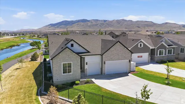 293 E Polaris Dr #101, Saratoga Springs, UT 84045 - #2