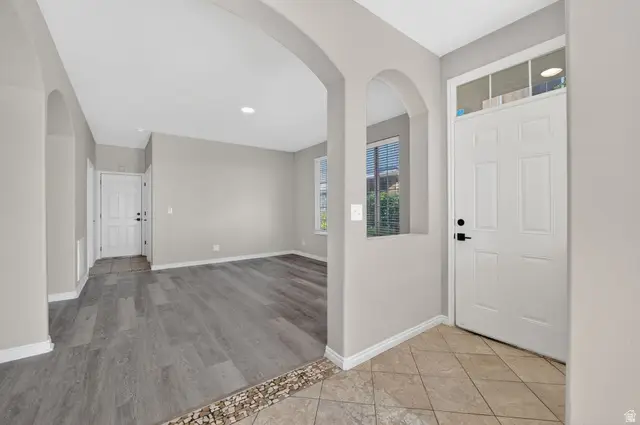 228 Birmingham Ln, North Salt Lake, UT 84054 - #3