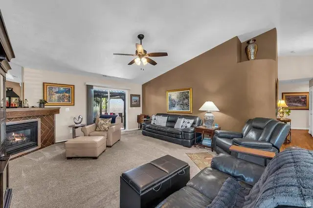 1674 N Lava Flow Dr, Saint George, UT 84770 - #3