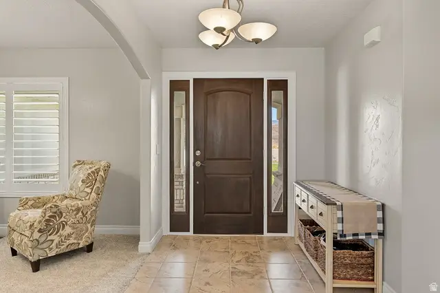 351 W Skyline Dr, Loa, UT 84747 - #3