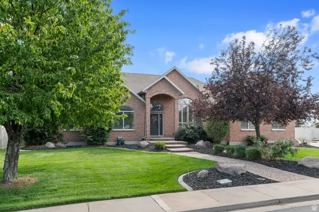 1501 W Elk Cir, Mapleton, UT 84664 - #1
