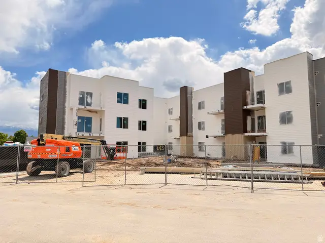 1652 N Main Dr E #30, Layton, UT 84041 - #3