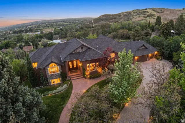 3237 Twin Peaks Dr, Layton, UT 84040 - #1
