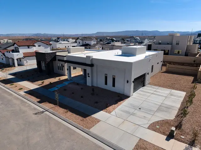 527 W Avery Ln, Saint George, UT 84790 - #3
