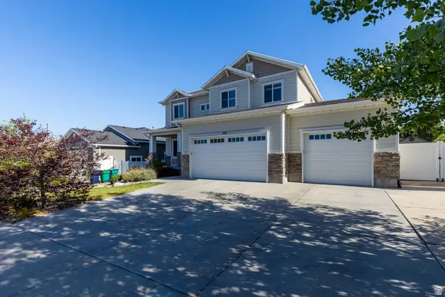 1683 W Packsaddle Cir, Bluffdale, UT 84065 - #3