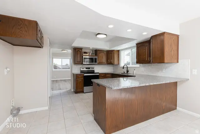 88 W Canyon View Dr N, Farmington, UT 84025 - #3