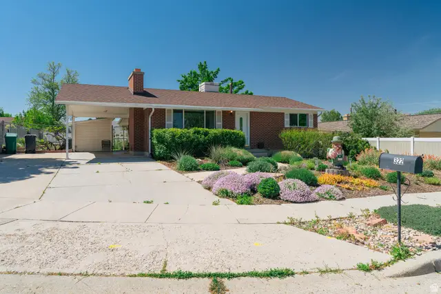 322 E Lane Cir, Sandy, UT 84070 - #3