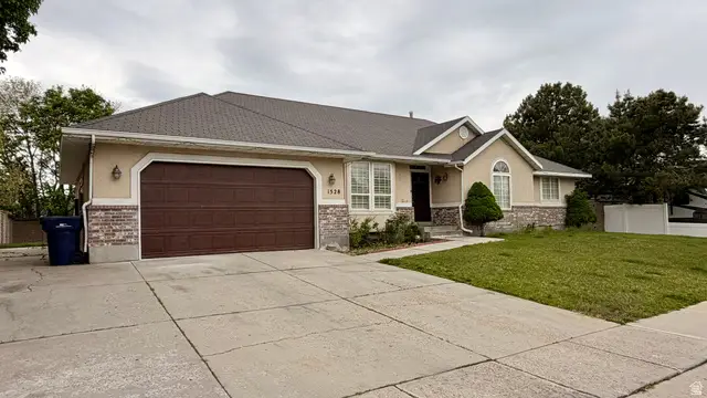 1528 E Buttercup Dr, Sandy, UT 84092 - #1