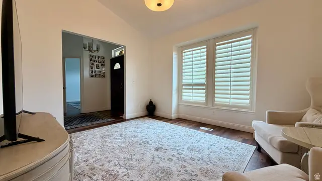 1528 E Buttercup Dr, Sandy, UT 84092 - #3