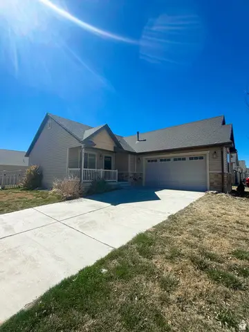 1612 E Shadow Dr, Eagle Mountain, UT 84005 - #1