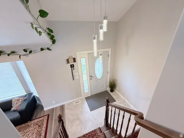 681 E Abbottsford Ct S, Sandy, UT 84070 - #3