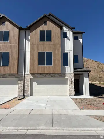 2202 W Cape Fox Way #217, Lehi, UT 84048