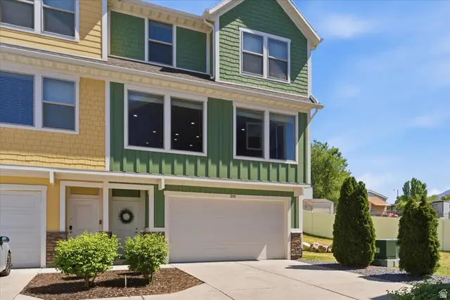 370 W Knights Ln, Layton, UT 84041 - #2