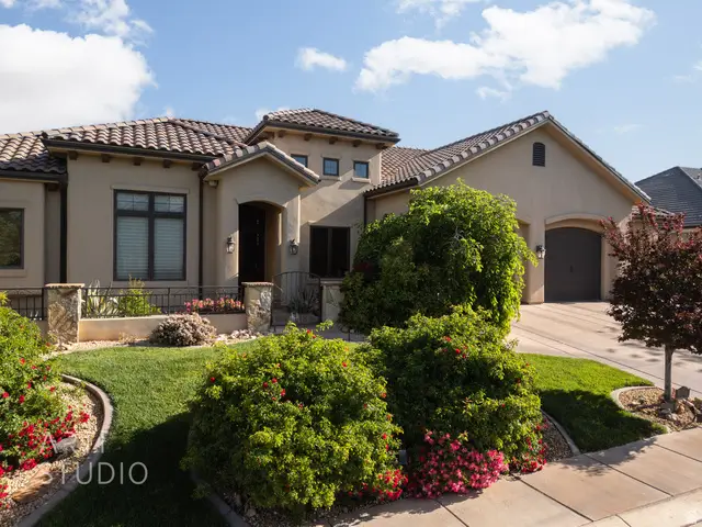 2461 E Lagrasse Cir, Saint George, UT 84790 - #2