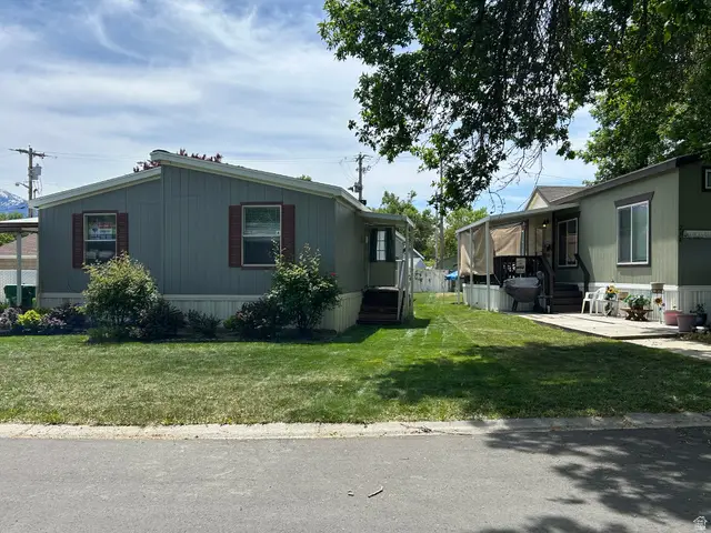 238 E Detroiter Cir S, Murray, UT 84107 - #1