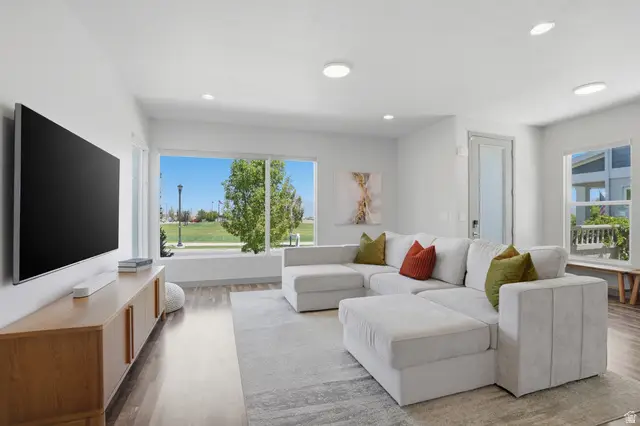 11364 S Red Cardinal Way, South Jordan, UT 84009 - #3