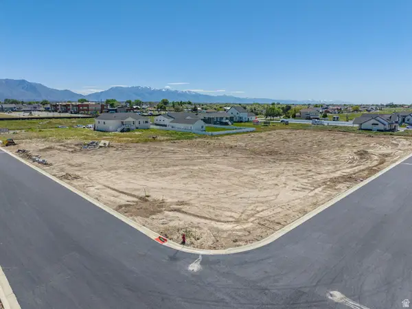 3150 S 5250 W #208, Hooper, UT 84315