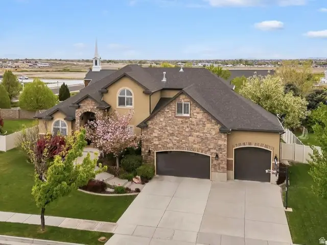 1335 W 3100 N, Pleasant View, UT 84414 - #1