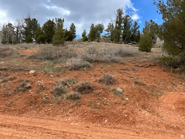 524 W Ski View Dr, Brian Head, UT 84719 - #1