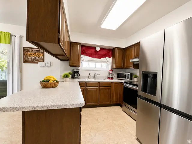 3931 W Stillwater Pl, West Valley City, UT 84120 - #3