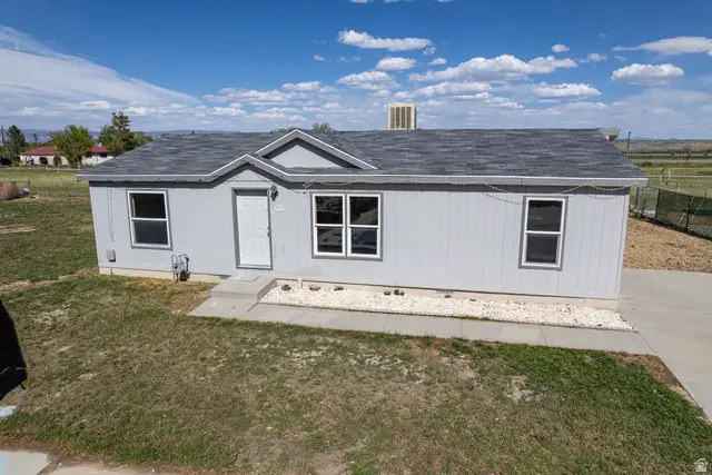 117 S Maple St, Wellington, UT 84542 - #2