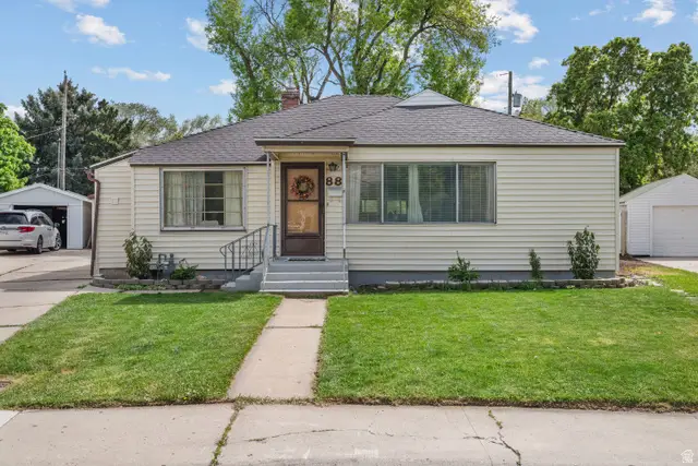 88 C St, Springville, UT 84663 - #1