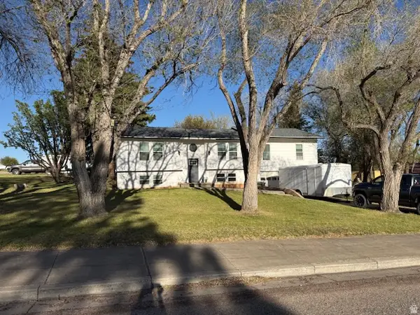417 S Main St, Monticello, UT 84535