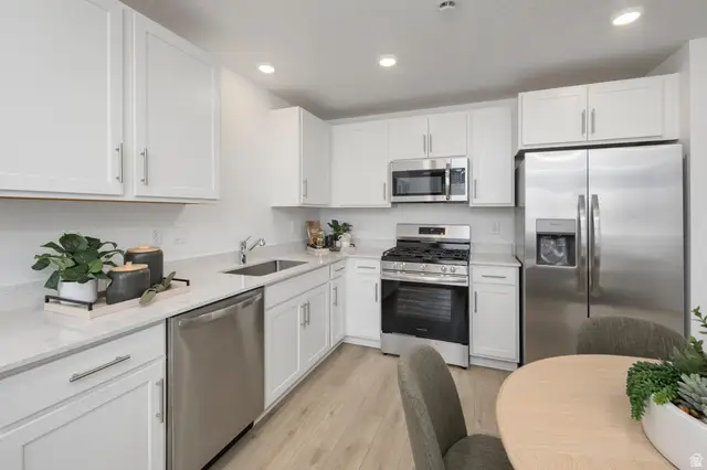 644 W Empress St #30, Santaquin, UT 84655 - #3