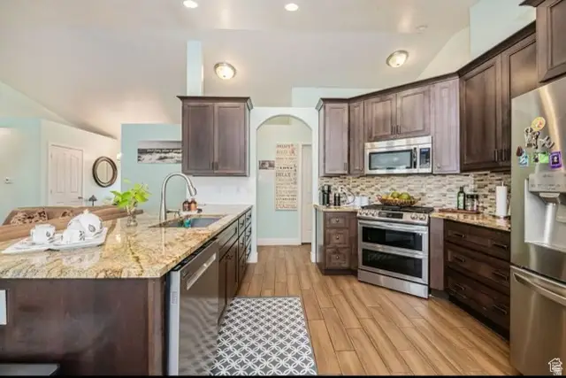 1957 N 2595 W, Clinton, UT 84015 - #3