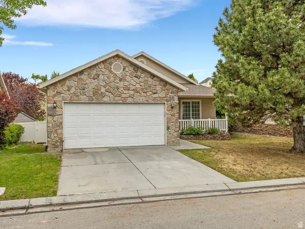 10764 S Pine Grove Way W, South Jordan, UT 84009