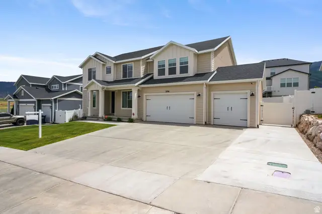 3196 N 1450 E, Layton, UT 84040 - #3