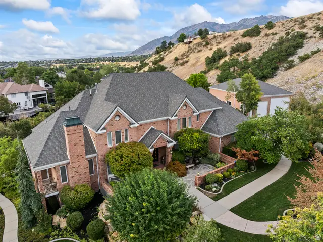 8908 S Cobble Canyon Cir, Sandy, UT 84093 - #2