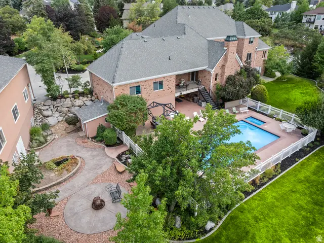 8908 S Cobble Canyon Cir, Sandy, UT 84093 - #3