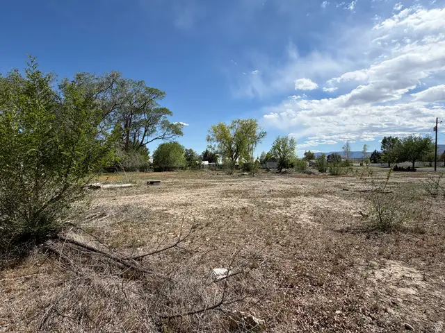 295 W 200 N, Castle Dale, UT 84513 - #1