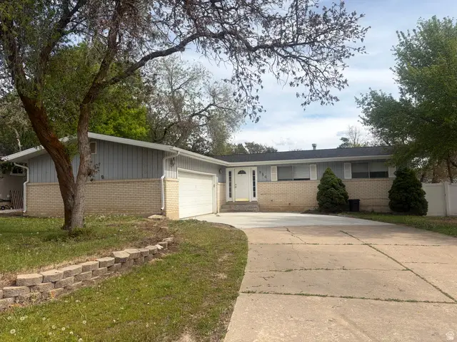 986 E Oxford Dr N, Kaysville, UT 84037 - #1