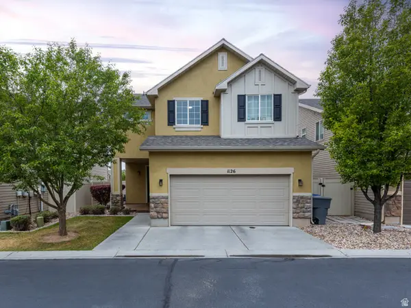 1126 W Stonehaven Dr, North Salt Lake, UT 84054