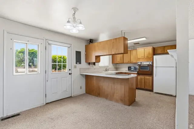1290 E Main St, Green River, UT 84525 - #2
